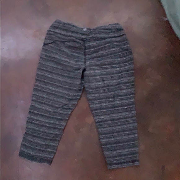 Capris - Picture 2 of 4